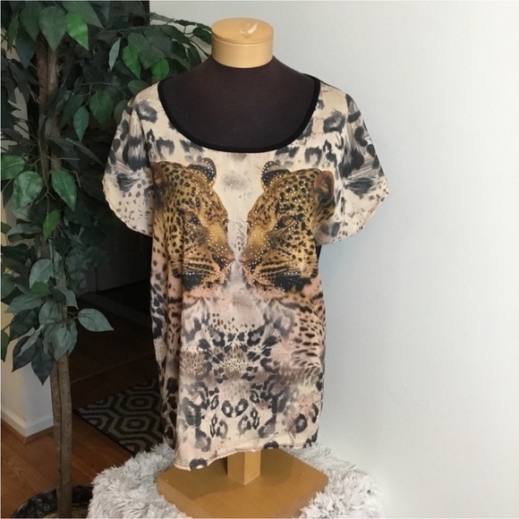 Deb Tops - Deb hi Lo embellished hi Lo scoop neck blouse Woman’s 3X lightweight